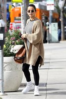 Selena Gomez Sweatshirt #3170148