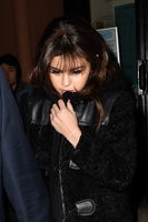 Selena Gomez Sweatshirt #3183264