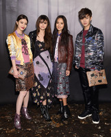 Selena Gomez Sweatshirt #3183312