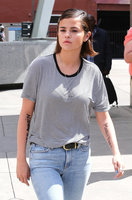 Selena Gomez Sweatshirt #3201919