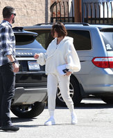 Selena Gomez Sweatshirt #3208182