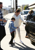 Selena Gomez Sweatshirt #3208308