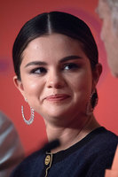 Selena Gomez Sweatshirt #3868158