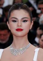 Selena Gomez Sweatshirt #3868191