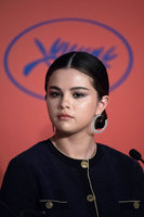 Selena Gomez t-shirt #3868235