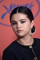 Selena Gomez mug #G2485520