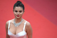 Selena Gomez tote bag #G2485587