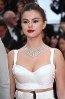 Selena Gomez mug #G2485629