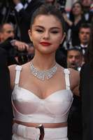 Selena Gomez mug #G2485671