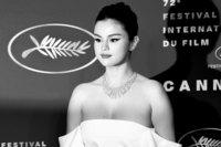 Selena Gomez mug #G2485673