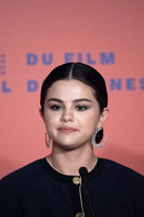 Selena Gomez tote bag #G2485758