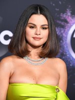 Selena Gomez tote bag #G2535392