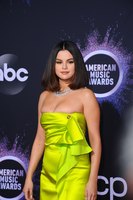 Selena Gomez tote bag #G2535422