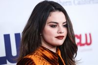 Selena Gomez longsleeve t-shirt #3918177