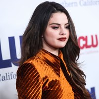 Selena Gomez tote bag #G2535524