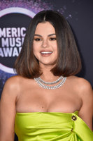 Selena Gomez tote bag #G2535547