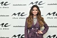 Selena Gomez t-shirt #3918325