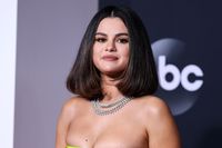 Selena Gomez t-shirt #3918336