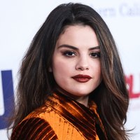 Selena Gomez mug #G2535679