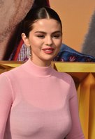 Selena Gomez t-shirt #3944134