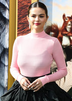 Selena Gomez t-shirt #3944156