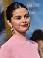 Selena Gomez t-shirt #3944158