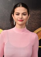 Selena Gomez mug #G2561520