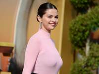 Selena Gomez tote bag #G2561664