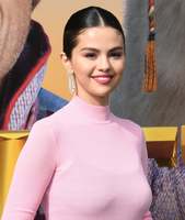 Selena Gomez tote bag #G2561726