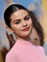 Selena Gomez mug #G2561731