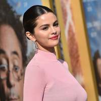 Selena Gomez Sweatshirt #3944597