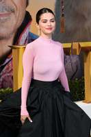 Selena Gomez mug #G2561859