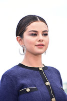 Selena Gomez Sweatshirt #3956475