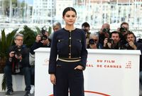 Selena Gomez Sweatshirt #3956495