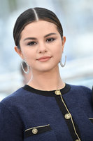 Selena Gomez Sweatshirt #3956563