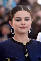 Selena Gomez Sweatshirt #3956565