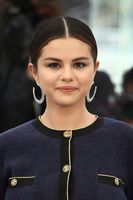 Selena Gomez Sweatshirt #3956575