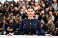 Selena Gomez longsleeve t-shirt #3956589