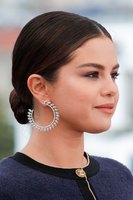 Selena Gomez Sweatshirt #3956594