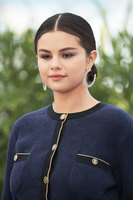 Selena Gomez Sweatshirt #3956652