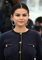 Selena Gomez Sweatshirt #3956658