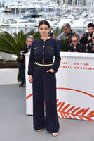 Selena Gomez Sweatshirt #3956660