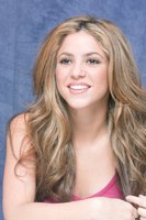 Shakira longsleeve t-shirt #2281676