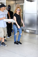 Shakira longsleeve t-shirt #3114382