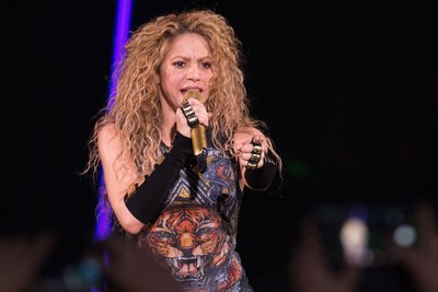Shakira tote bag #G1558870