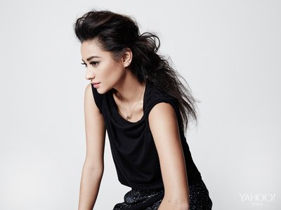 Shay Mitchell Poster 2463812