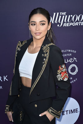 Shay Mitchell Poster 2945855