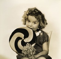 Shirley Temple Longsleeve T-shirt #2546882