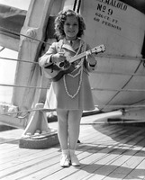 Shirley Temple Longsleeve T-shirt #2546893