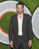 Skeet Ulrich Sweatshirt #2929499